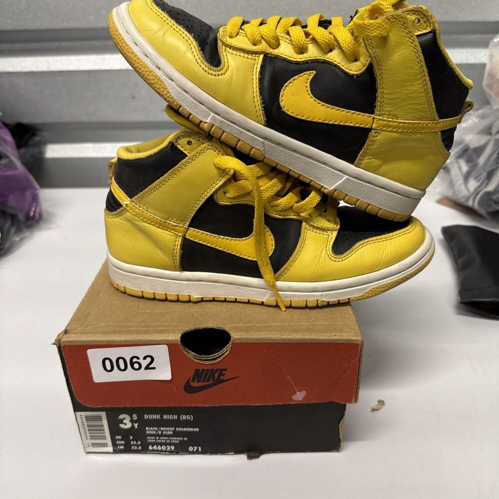 Nike Dunk High LE Goldenrod Size 3.5Y 646029071 w/Box - Picture 2 of 6